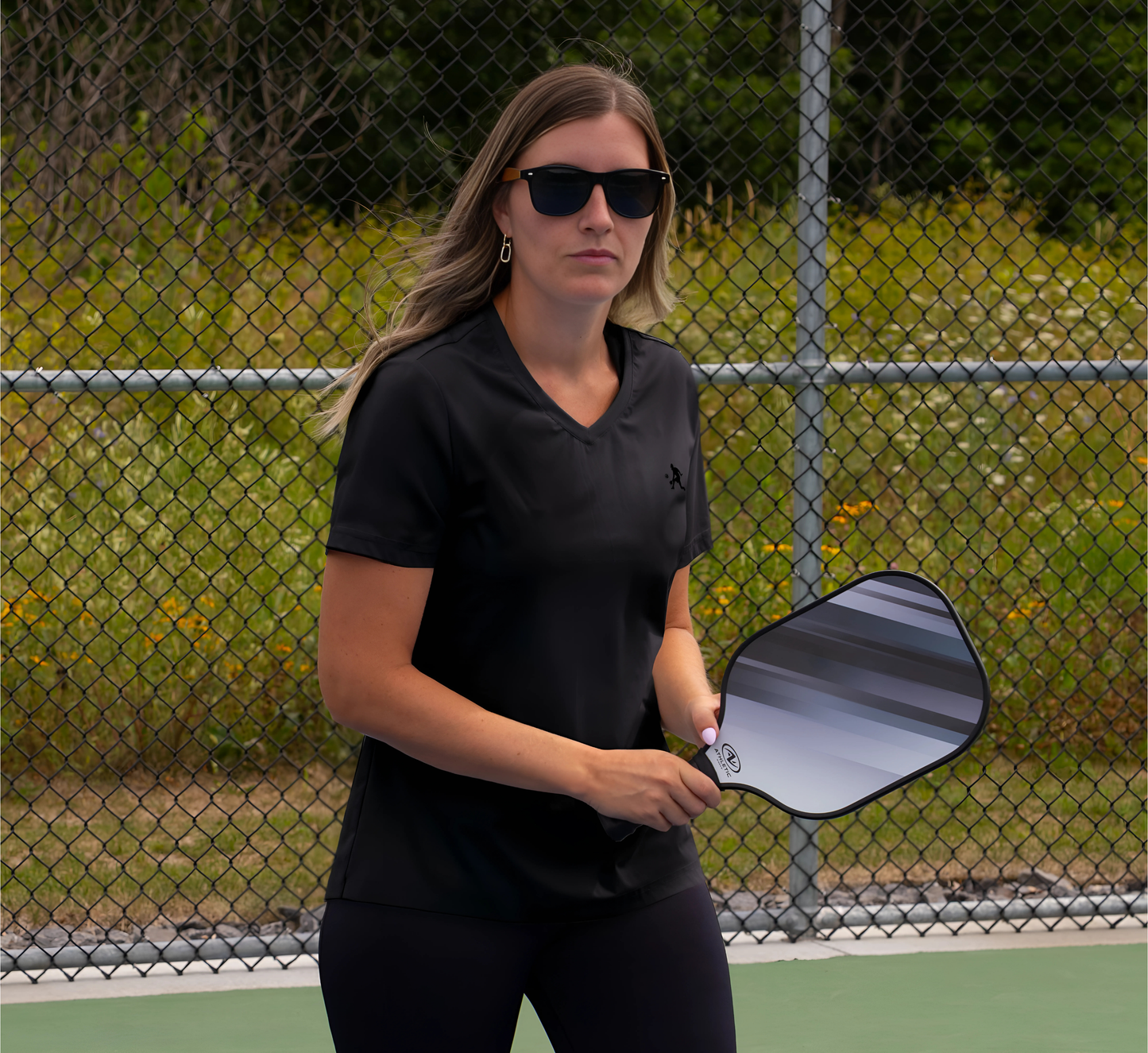 Black quick dry cooling pickleball v-neck women t-shirt Noir