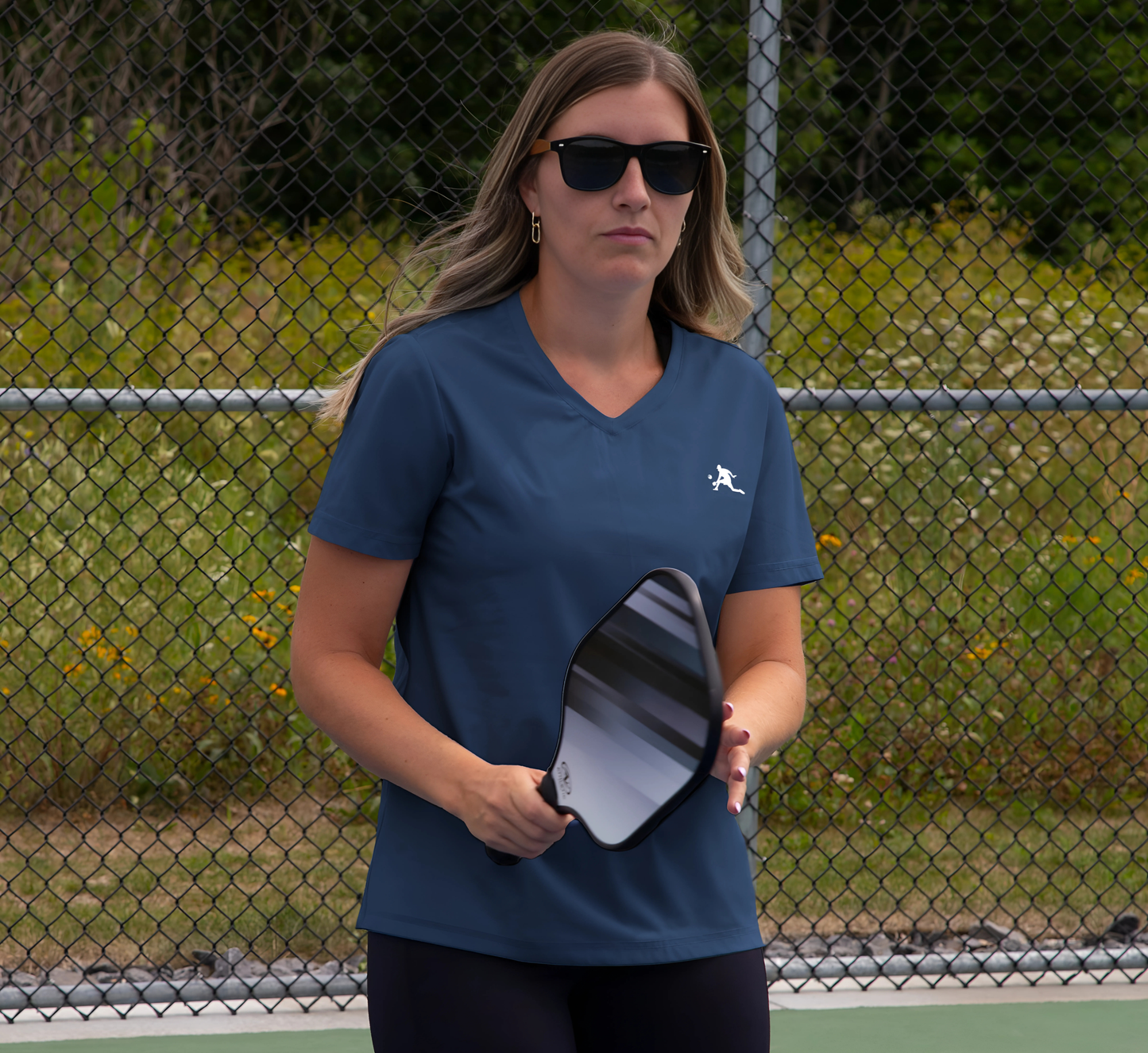 Blue quick dry cooling pickleball v-neck women t-shirt Bleu