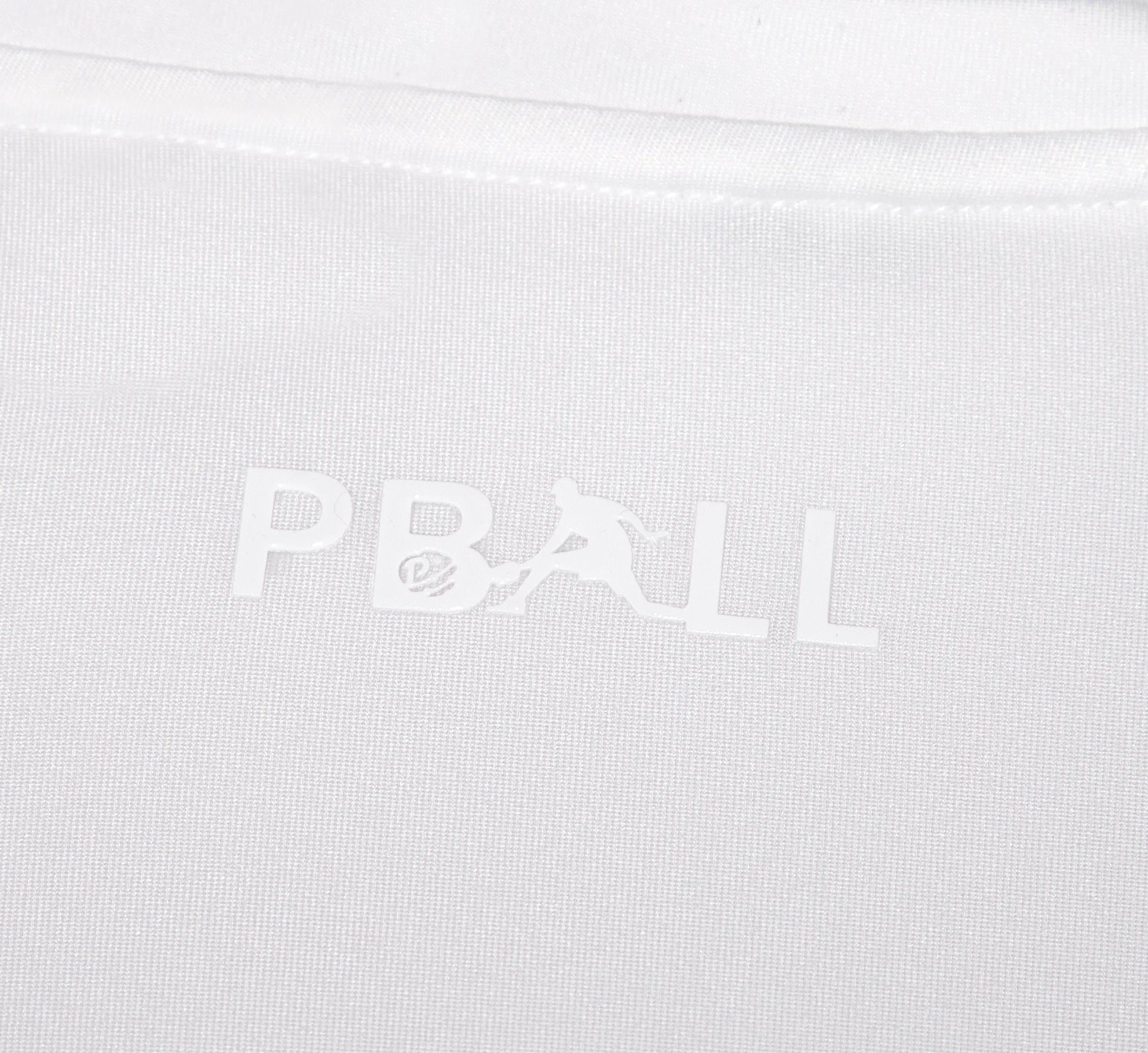 White fabric with PBALL logo on a white background Blanc