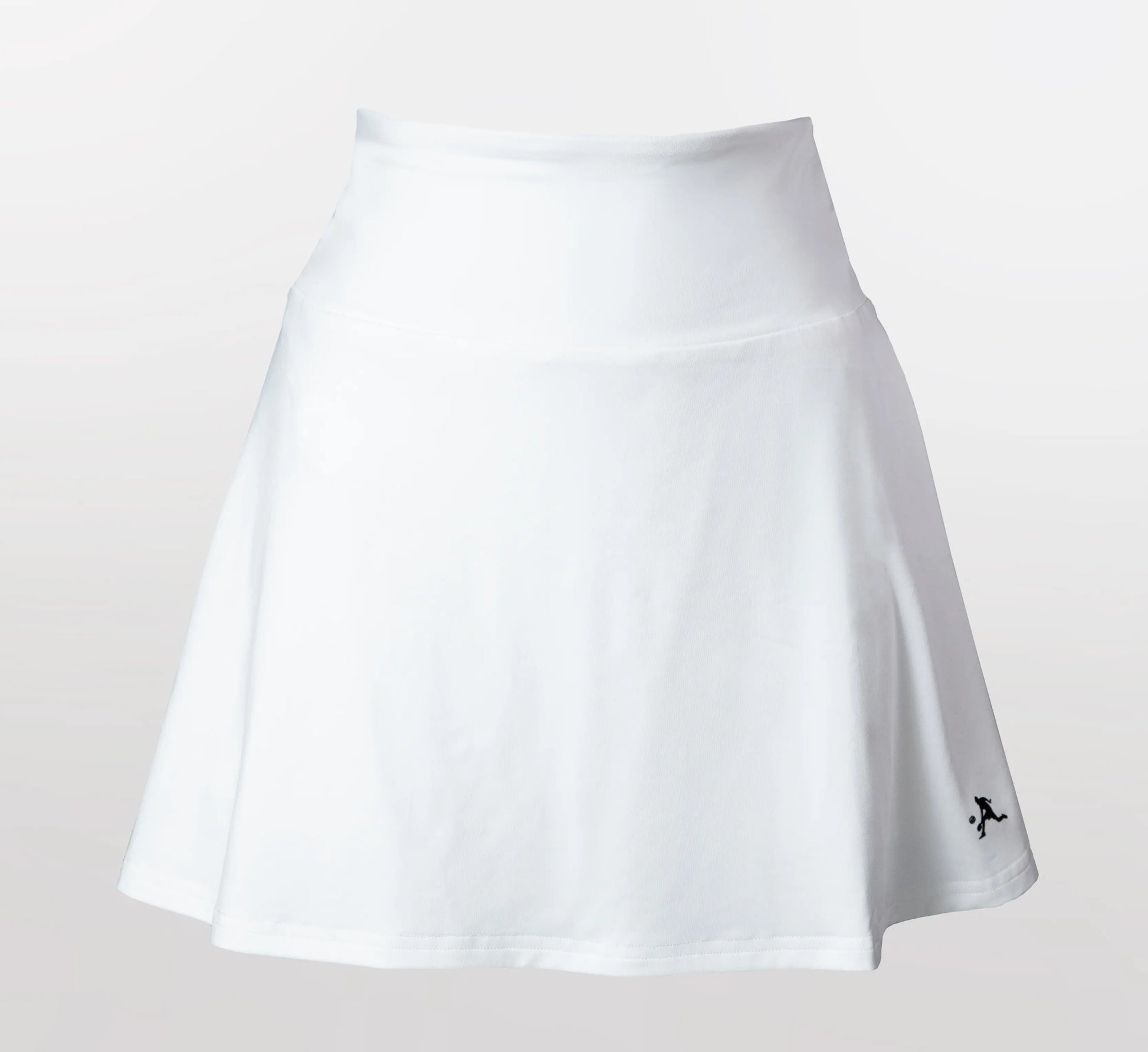 White skirt with a small black PBALL logo on a light gray background Blanc