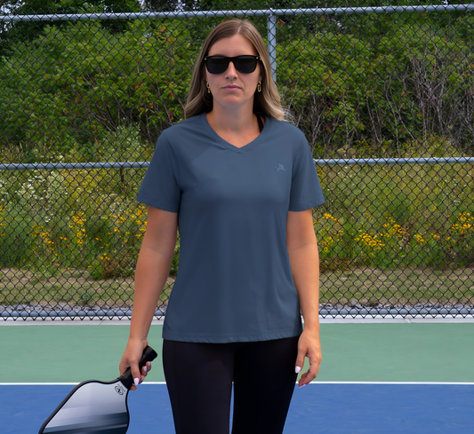 Blue quick dry cooling pickleball v-neck women t-shirt Bleu